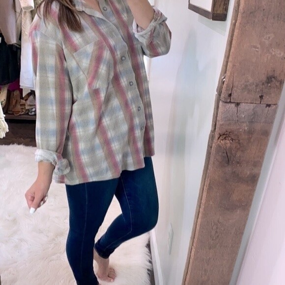 Express vintage plaid button down shirt size large - Picture 2 of 6